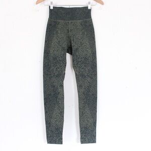 Lululemon Ebb to Train Super High Rise Tight 25”